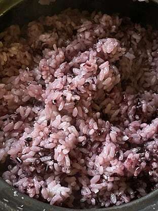 令和7年度産・屋久島・古代米・黒米300g（農薬・化学肥料無使用）100g