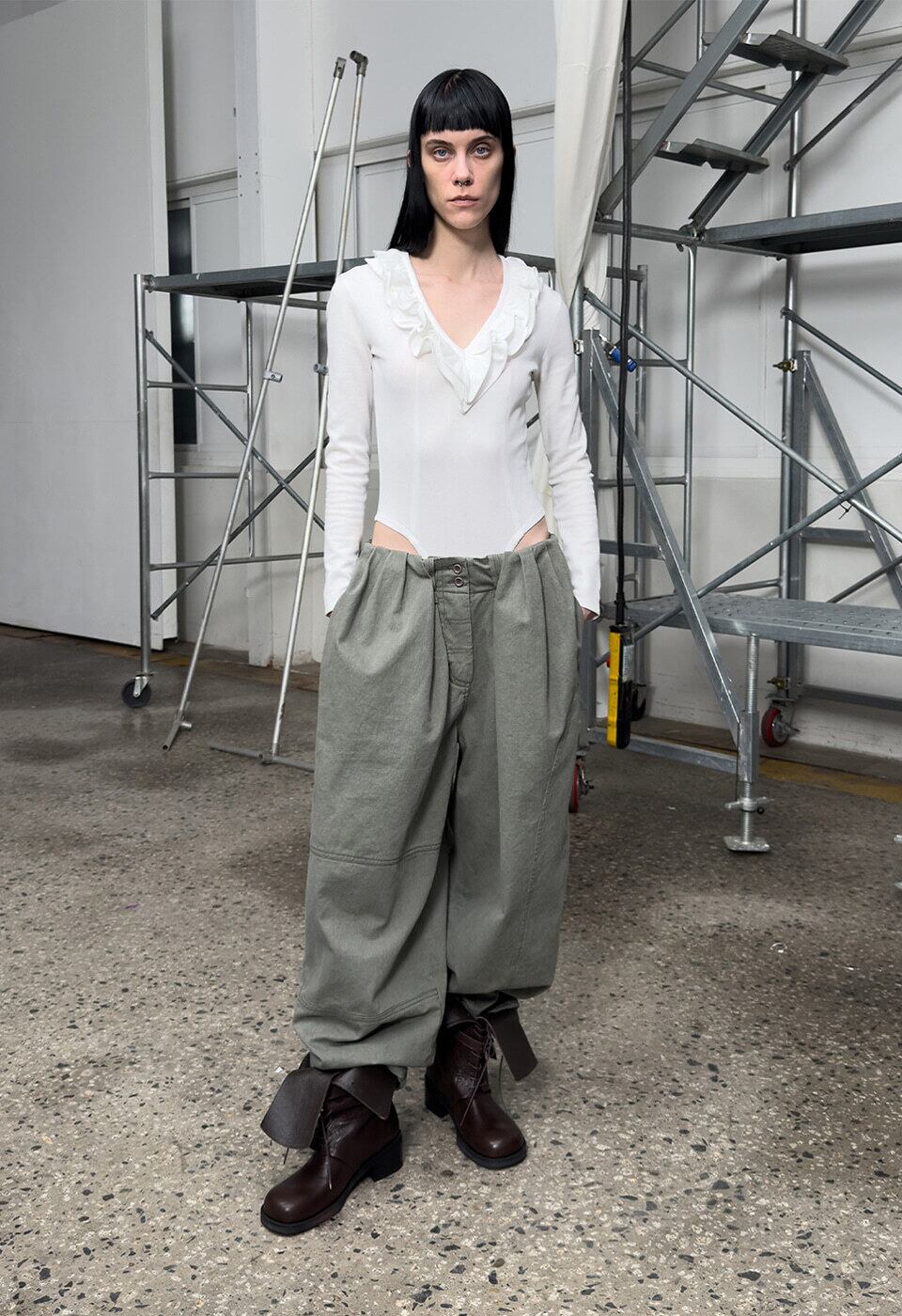 OPEN YY] RUFFLE BODYSUIT, WHITE 正規品 韓国ブランド 韓国通販