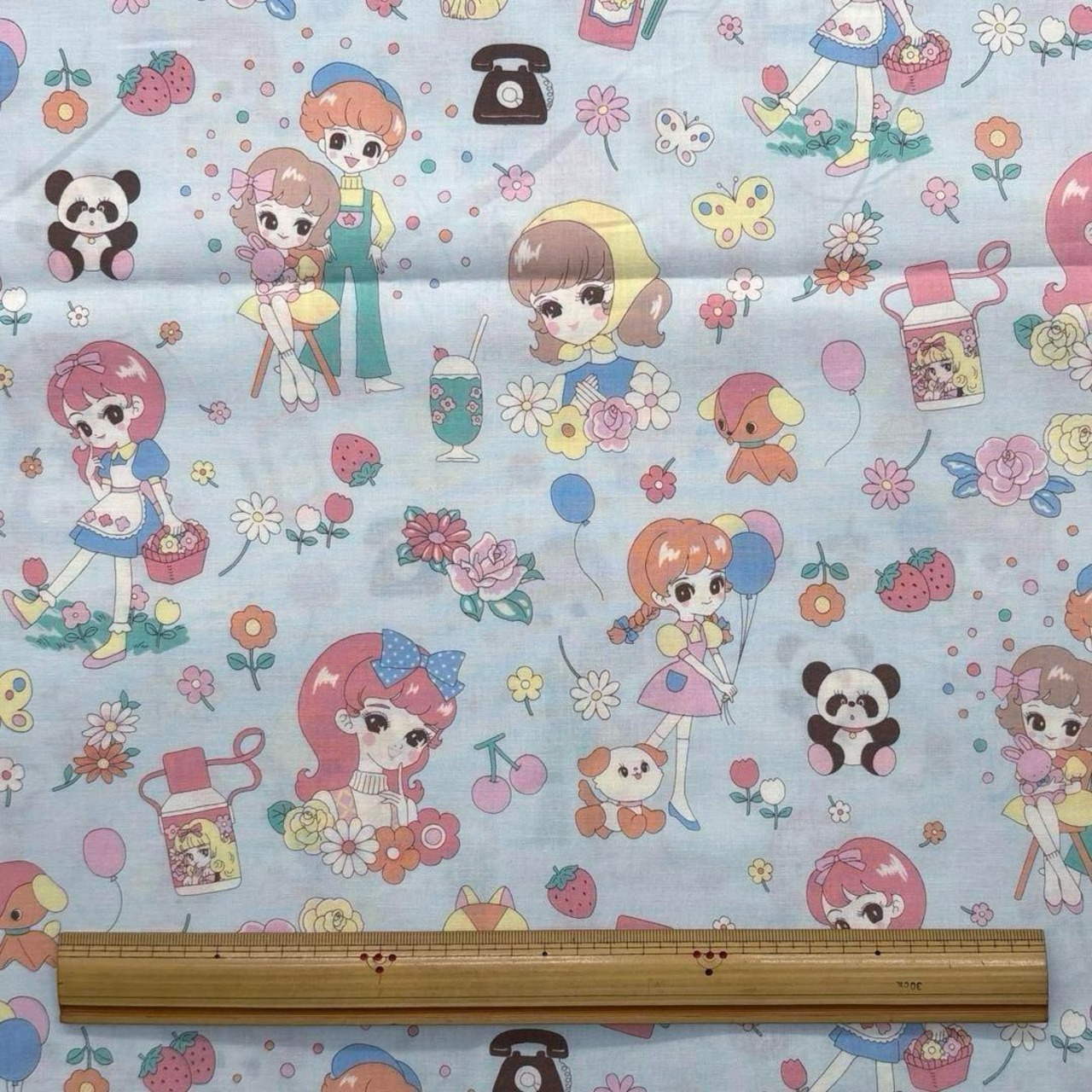 Cdr538-1◆50cm◆S◆綿100%シャーティング生地◆レトロ柄