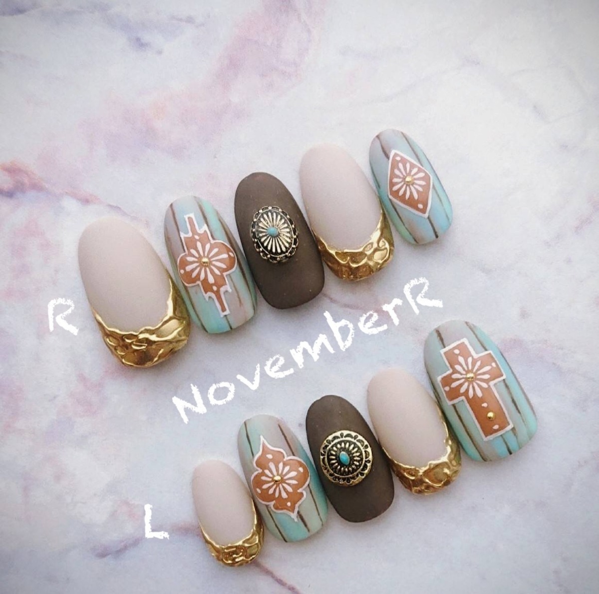 LA581☆おしゃれタイル柄ネイルチップ | NovemberR 〰️ネイルチップ 