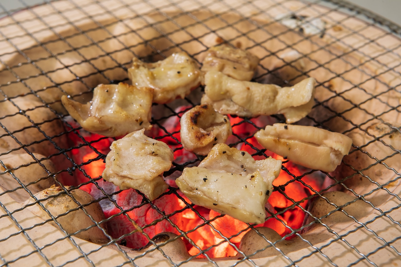 国産　塩ホルモン　200g【小分け規格】