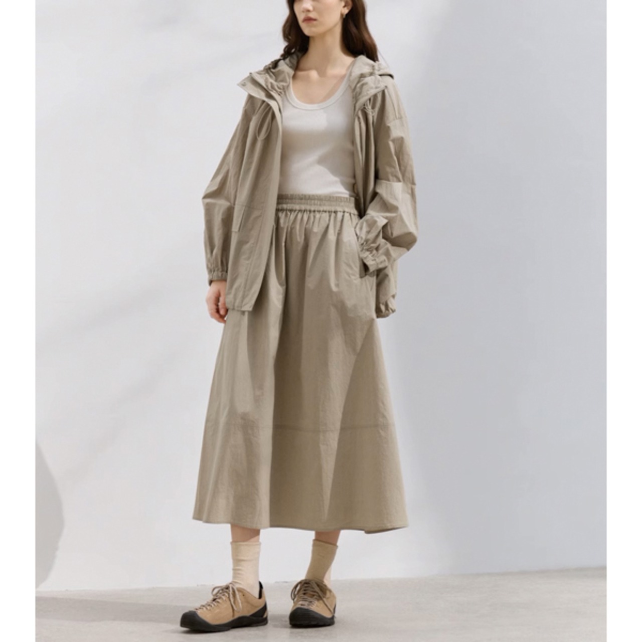 【2color】フード付きジップウィンドブレーカー&ルーズAラインスカートのセットアップ S0195