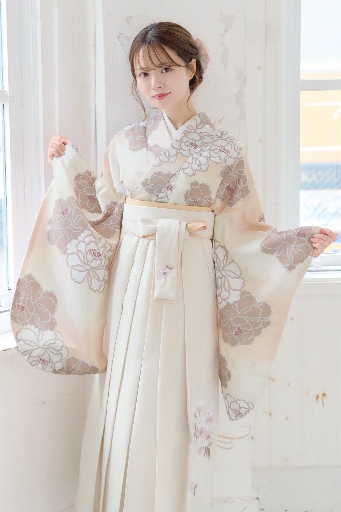 袴4点set麗らかな淡ぼたん（オレンジクリーム）刺繍袴67SWH | ANDESIR