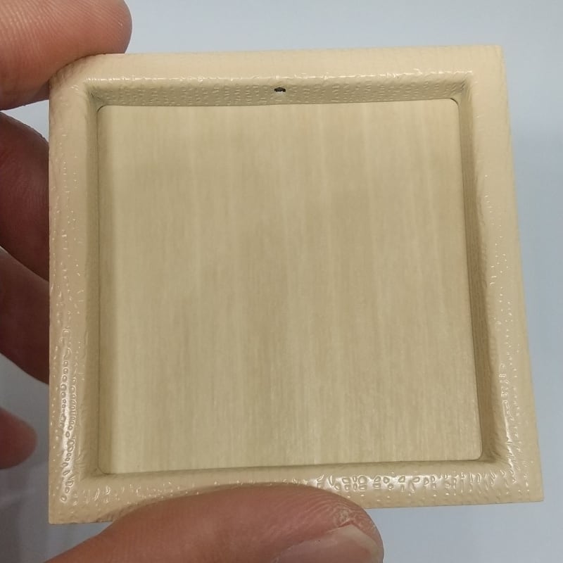 モダンふすま 木目プリント角引手 楓(かえで) 003 メープル 52mm角 大