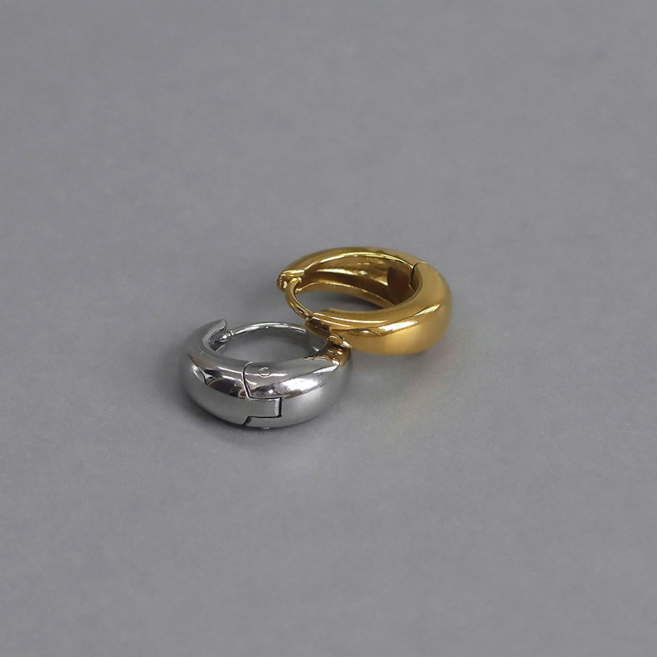 【ネコポス便】金属アレルギー対応 ピアス 選べるサイズ フープピアス 金属アレルギー対応 ステンレス ピアス フープピアス ぷっくり ドロップ ドーム ワンタッチ キャッチレス 2571