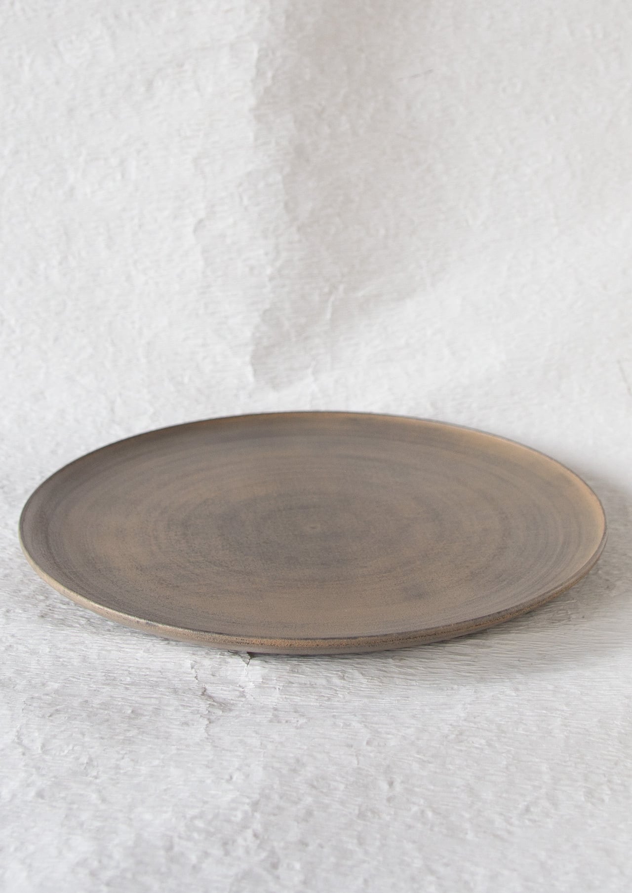 白漆丸皿 8寸（24㎝） 富井貴志作 2510_33 | web-shop MITATE