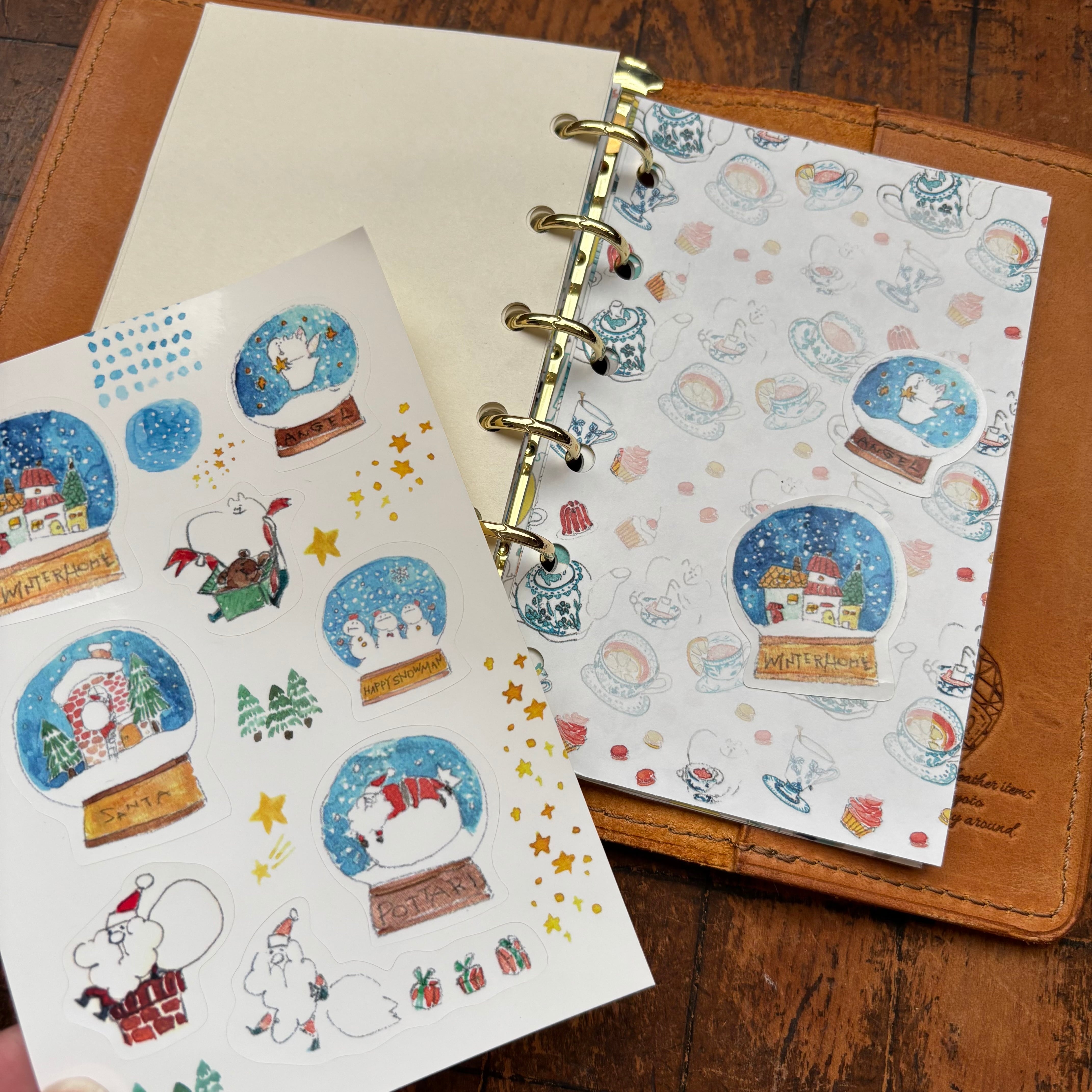 spicaの庭・muuちゃんの平シール“スノードーム”