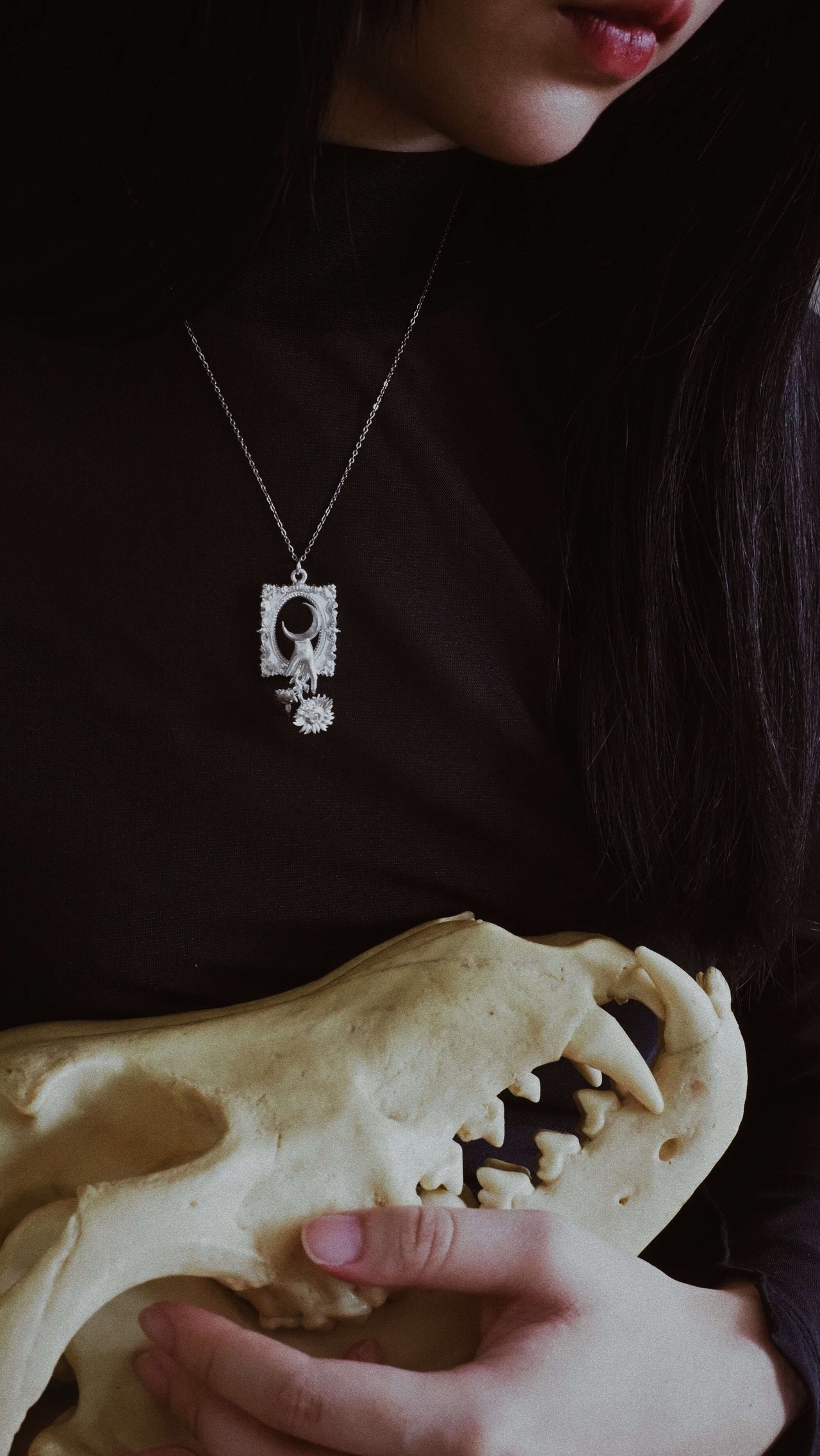 Silver necklace of sunflower that loved the moon