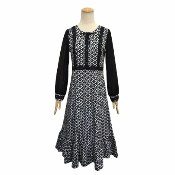 スーパービューティー ワンピース 袖パワーネット モノトーン 2526006