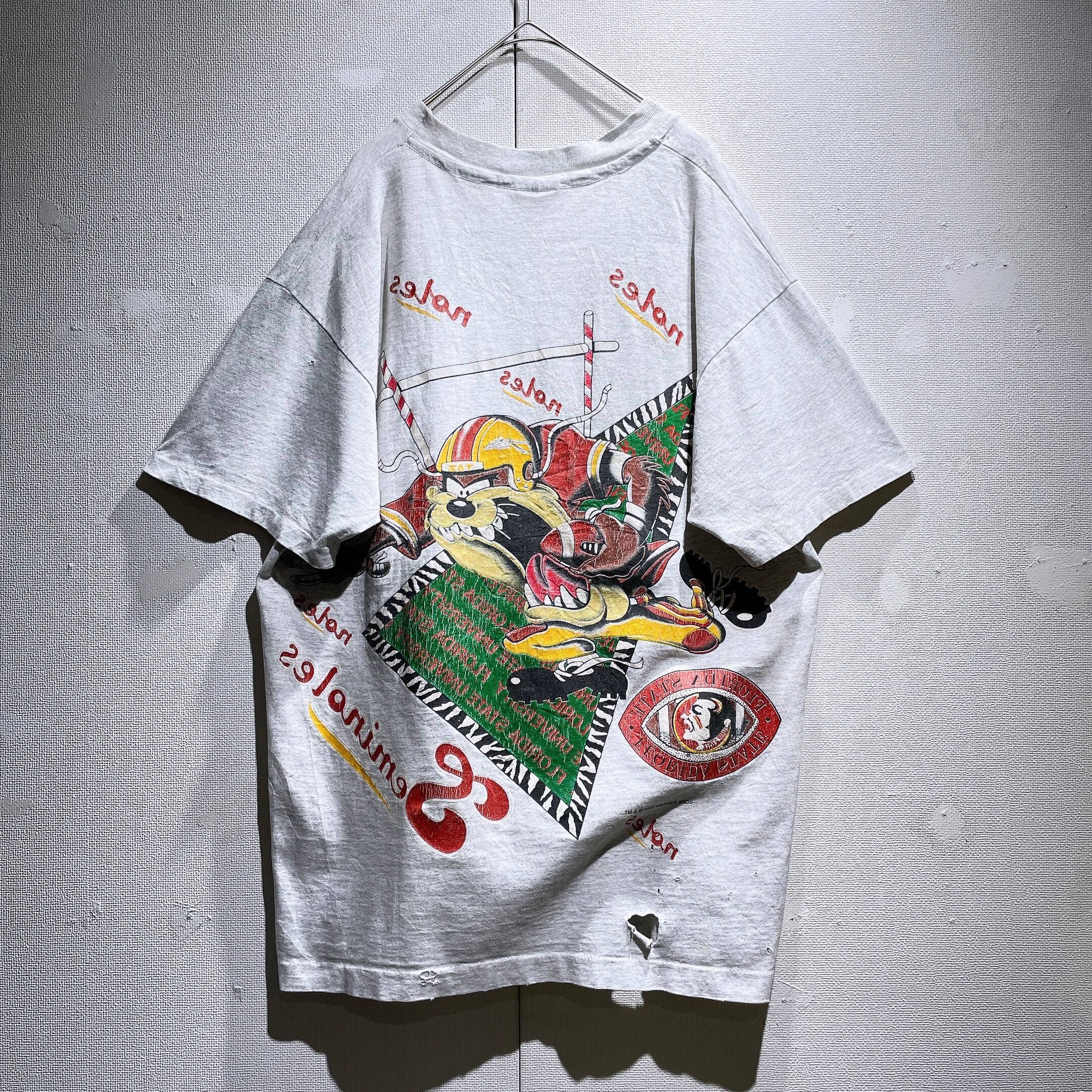 1993s ” Tazmanian Devil ” Both sides printed vintage SS Tee (made in usa)