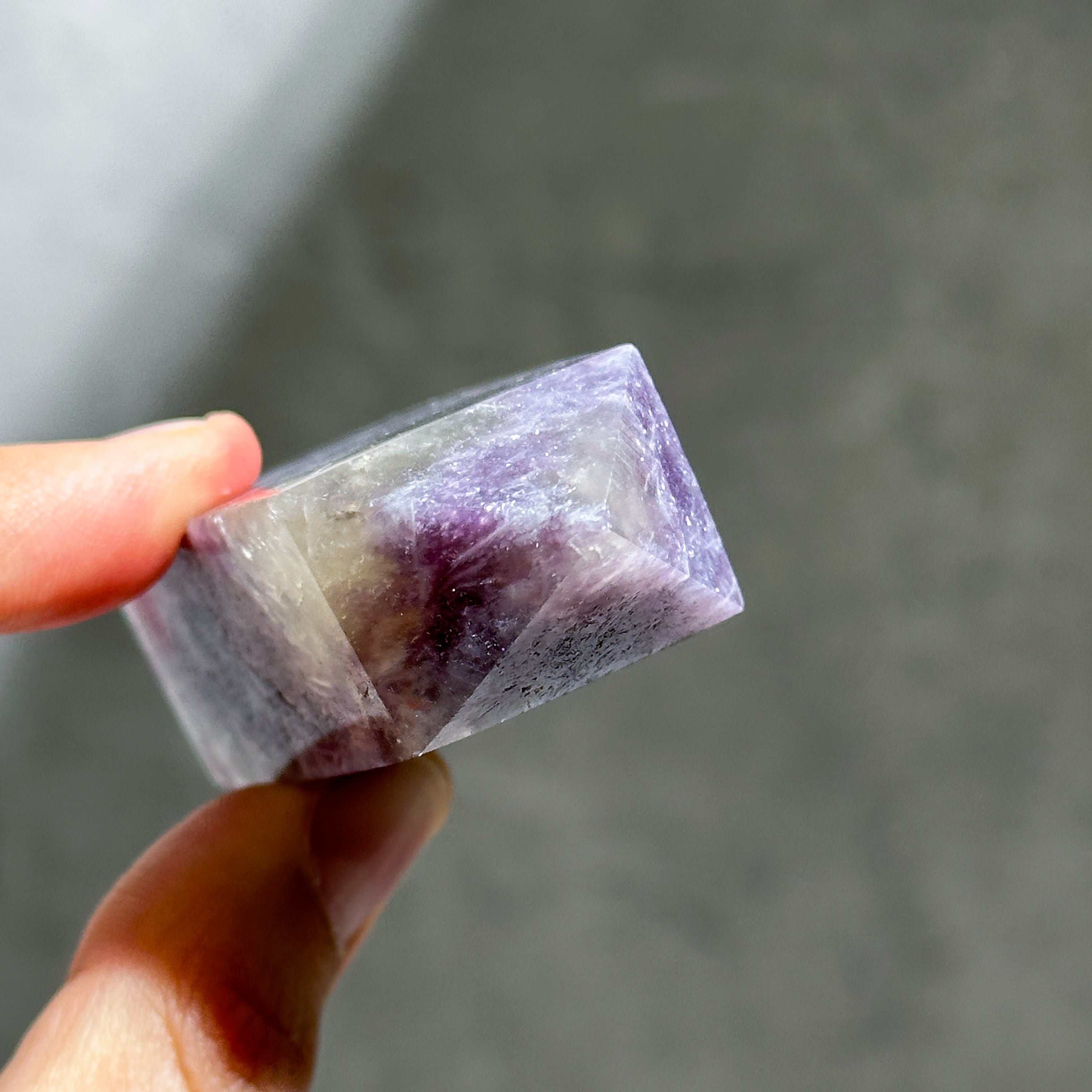 ユニコーンストーン タワー61◇ Unicorn Stone ◇天然石・鉱物