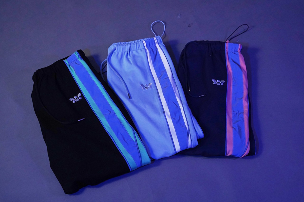 ∴ yuenii training suit β set / planet