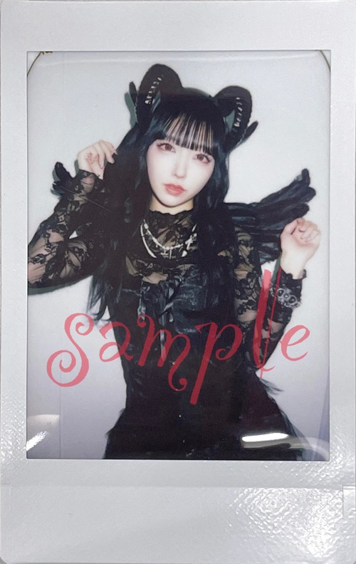 【クマリデパート】小田アヤネ ハロウィンチェキ（サイン入り）