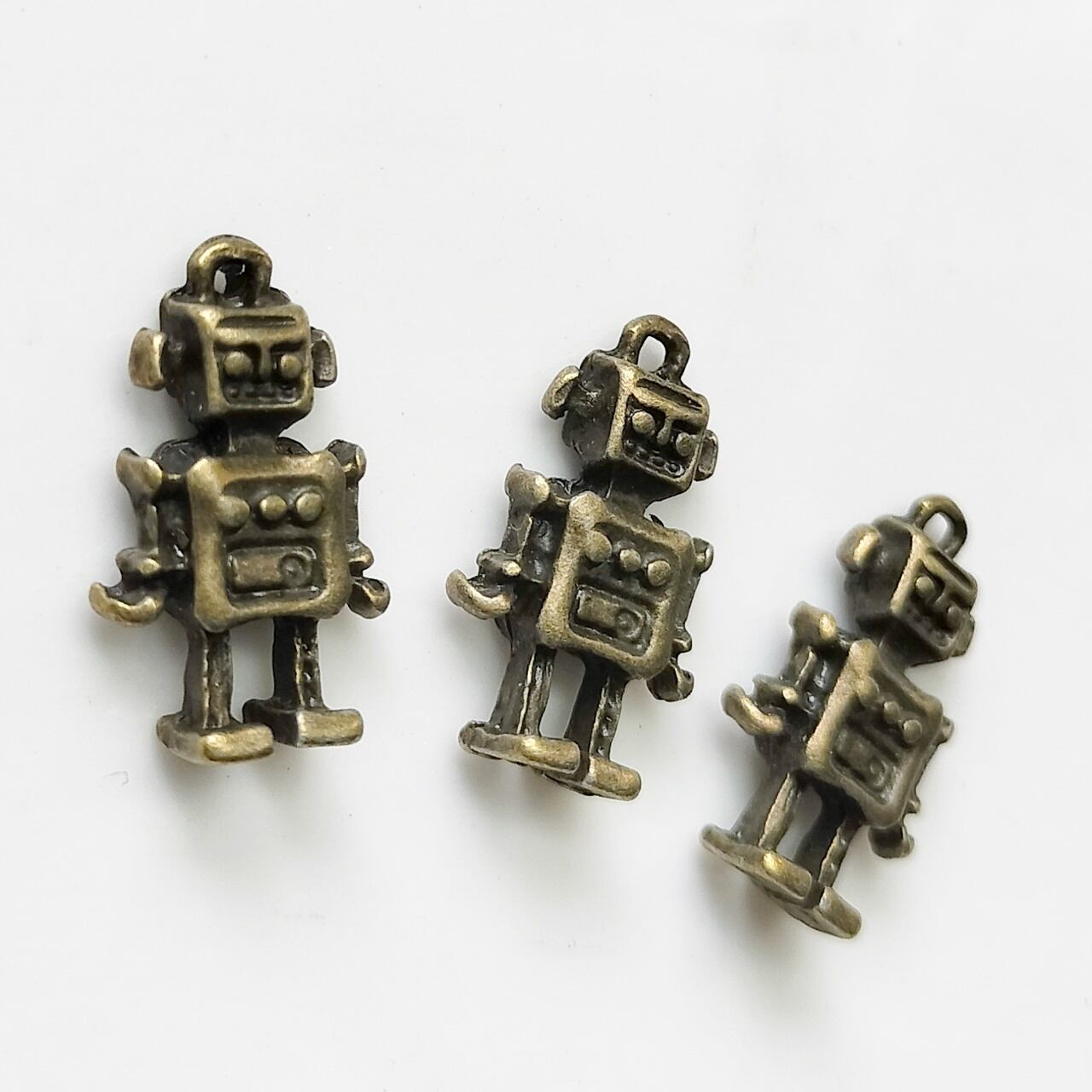 50個セット/ロボットチャーム／両面加工・立体・ミニチュアチャーム