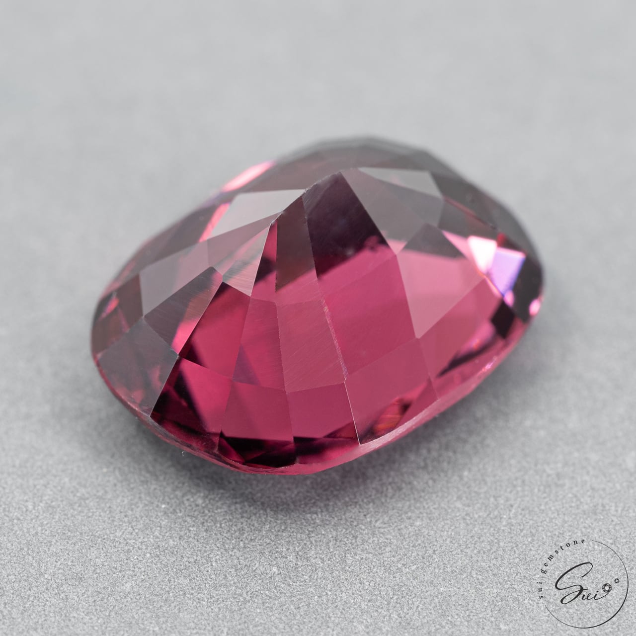 天然【非加熱】スピネル・レッド 3.69ct GIA鑑別書 | SUI GEMSTONE