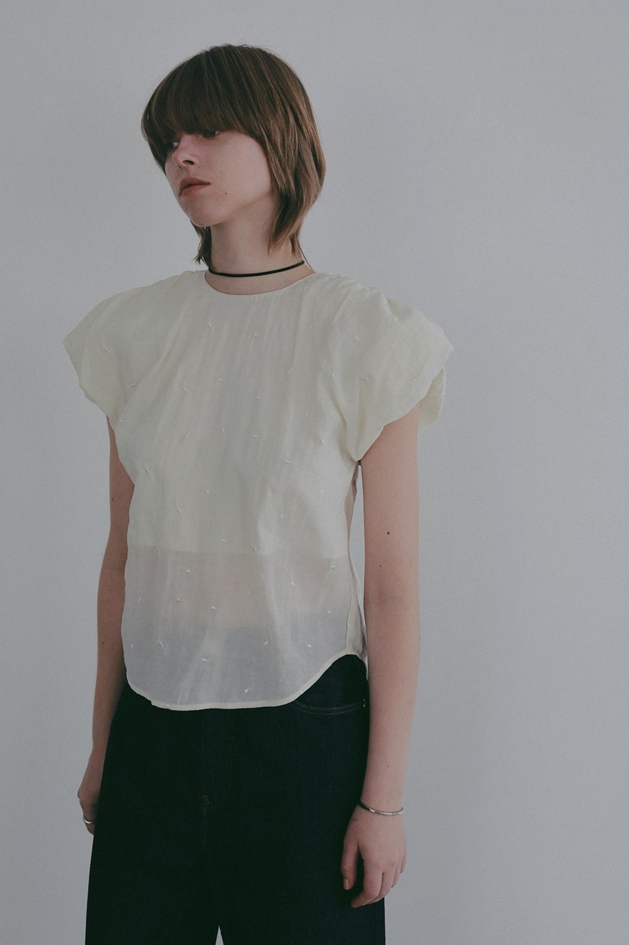 MANOF DOT EMBROIDERY BLOUSE 3色展開