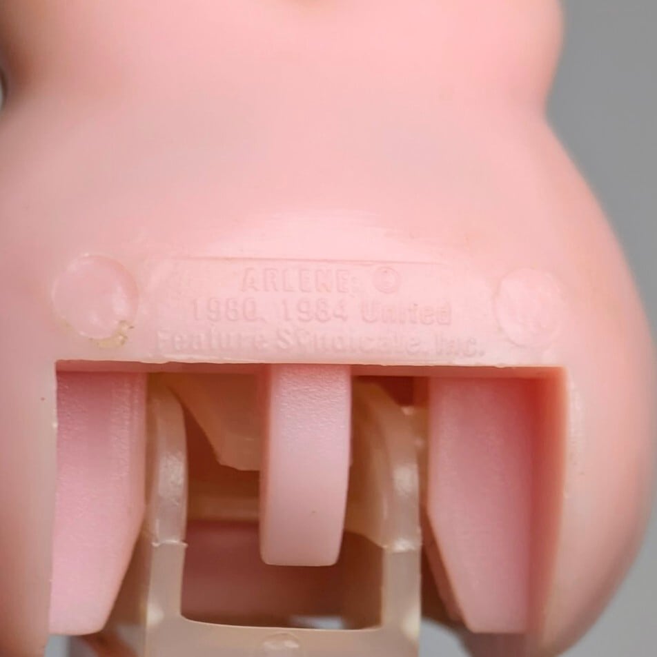 ☆ VINTAGE 90' ☆【 Garfield / ガーフィールド ) 】PEZ / ペッツ 『 アーリーン 』 〚アメリカン雑貨 アメトイ〛