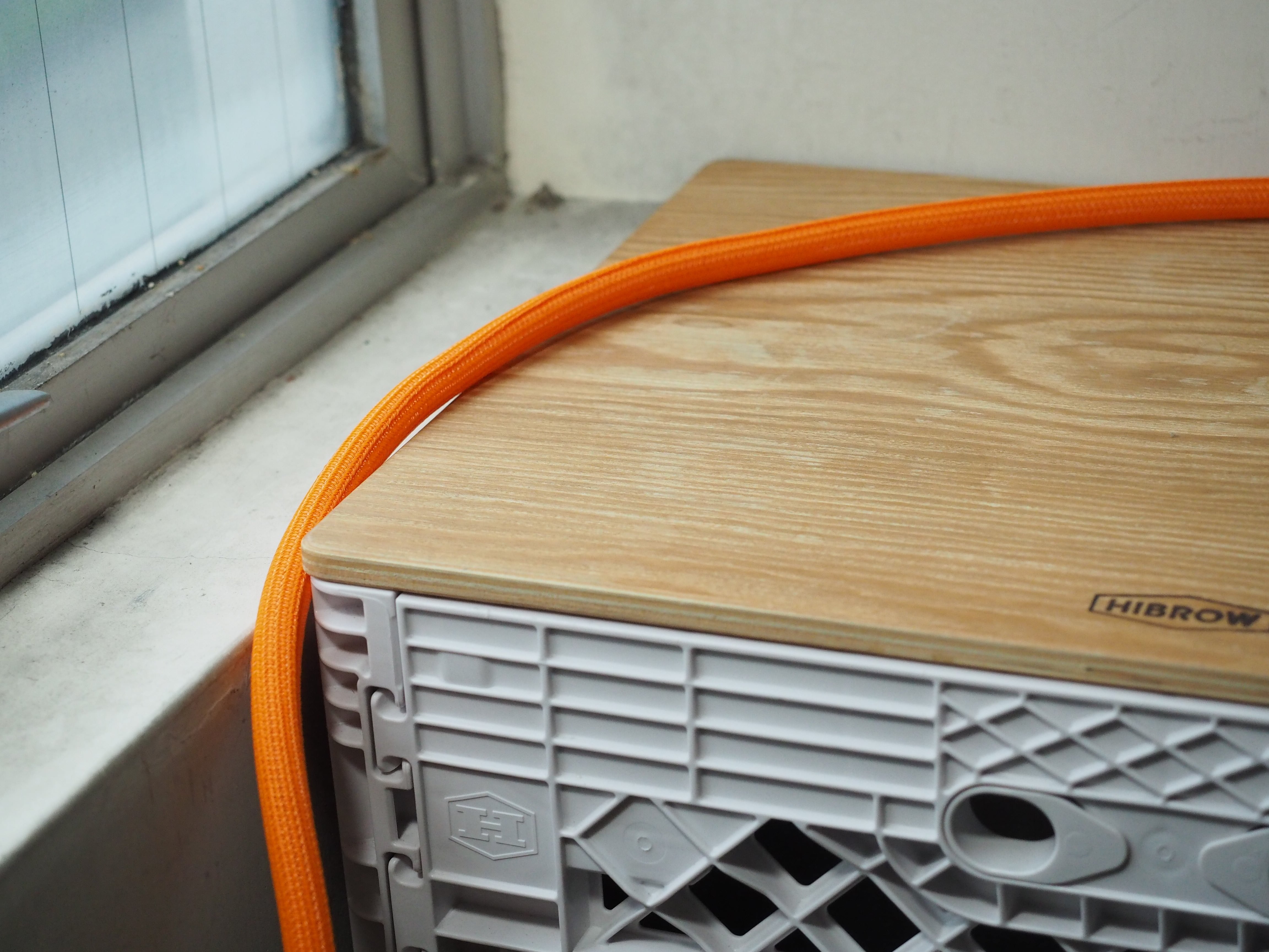 ケーブル保護チューブ『SLEEVE 1.0m オレンジ』 | docketstore