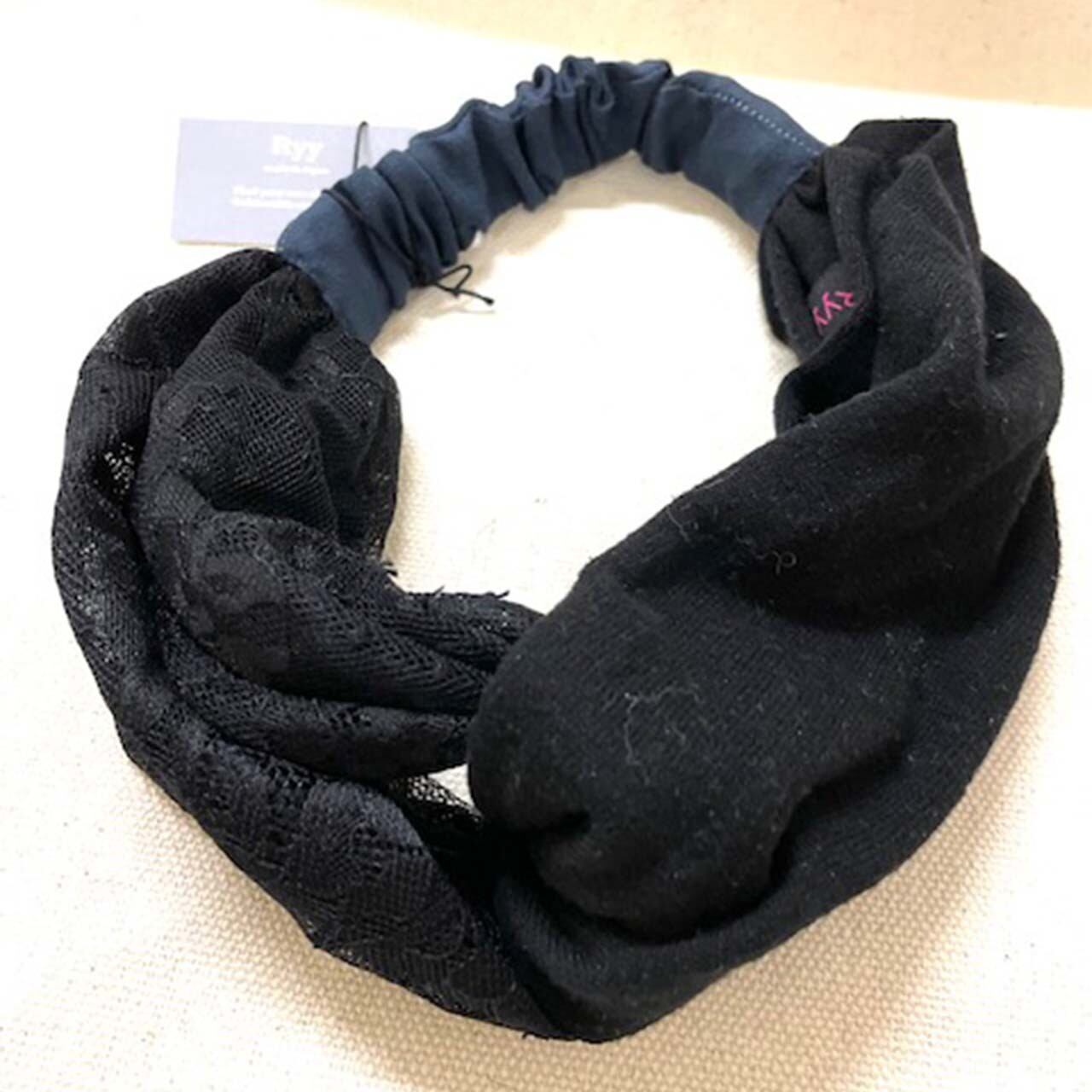 ヘアバンド 黒とレース Re Ll On The Net