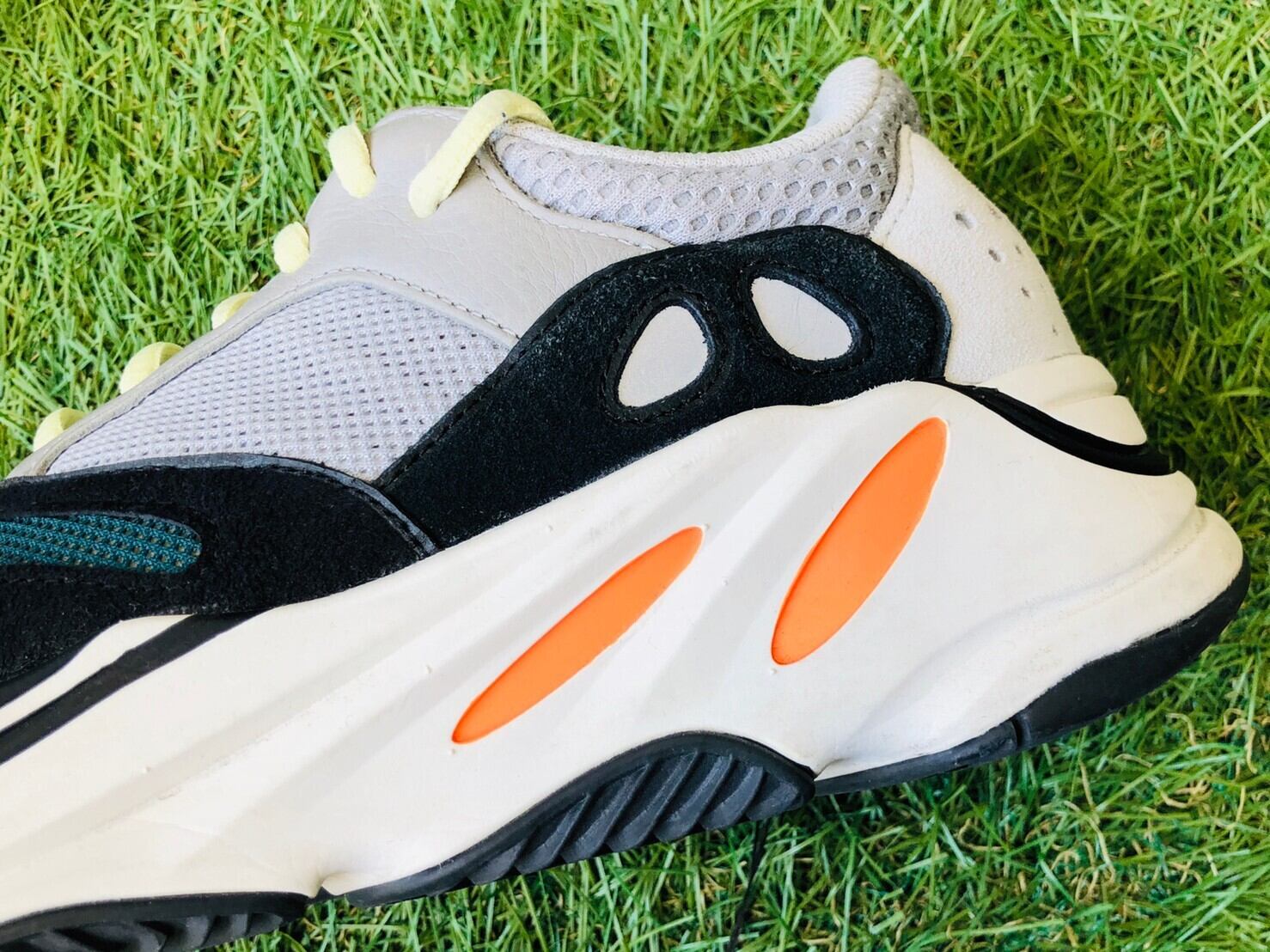 adidas YEEZY BOOST 700 WAVE RUNNER 25.5cm B75571 120JI8688 | BRAND 
