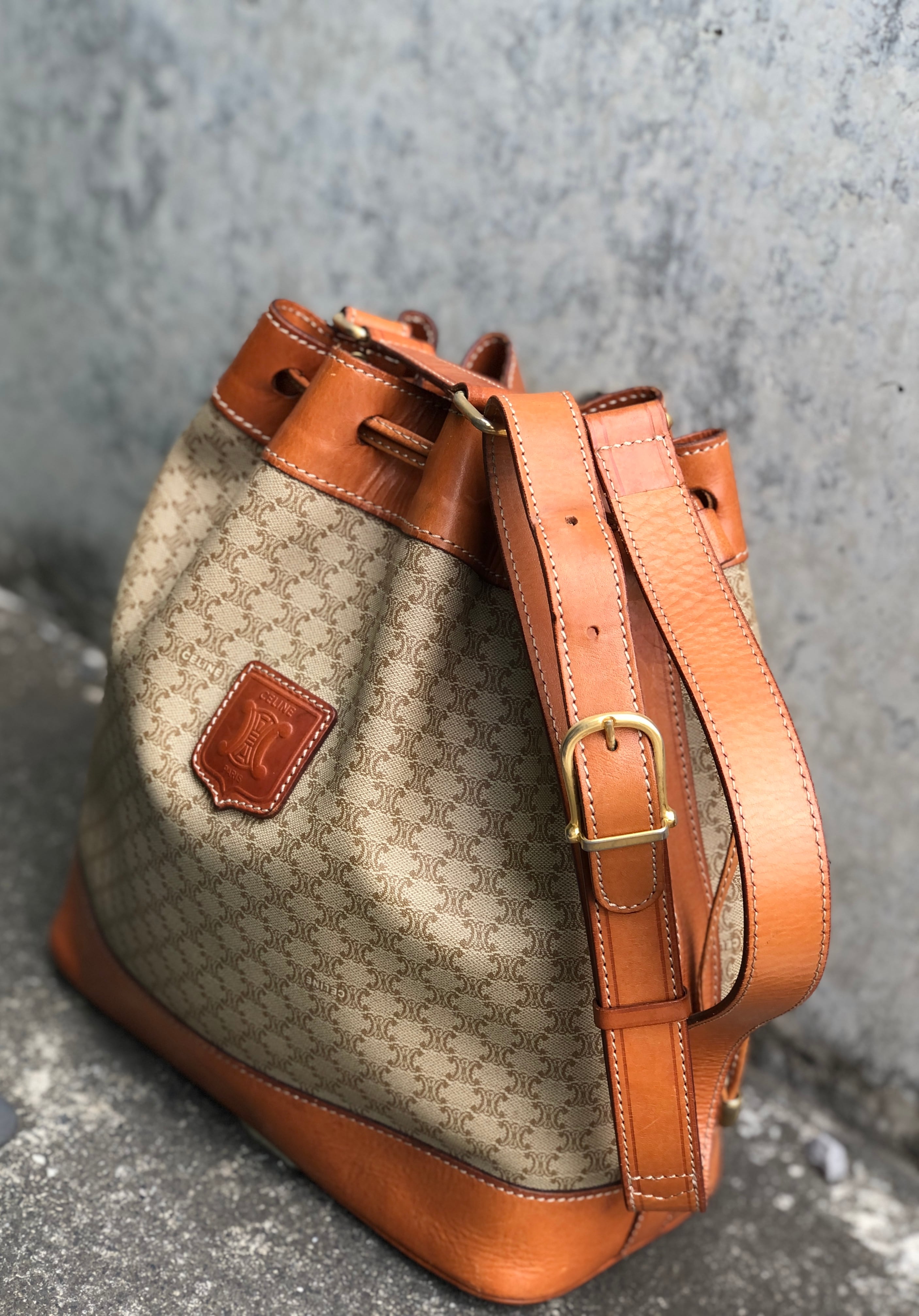 日本直送 名牌中古包 】CELINE セリーヌ マカダム ブラゾン型押し 巾着
