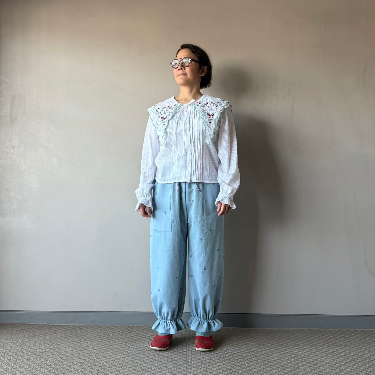 青いお花刺繍のドロワーズ