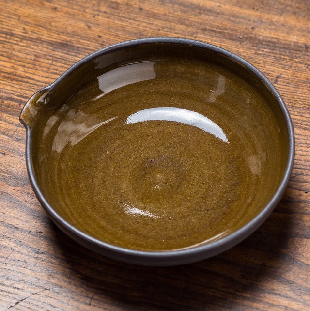 掛分け 片口6寸鉢／吉永哲子