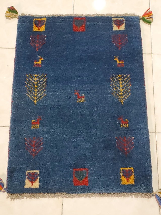 絨毯クエスト49【No.36】Gabbeh ノーマル ※現在、こちらの商品はイランに置いてあります。ご希望の方は先ずは在庫のご確認をお願いします。