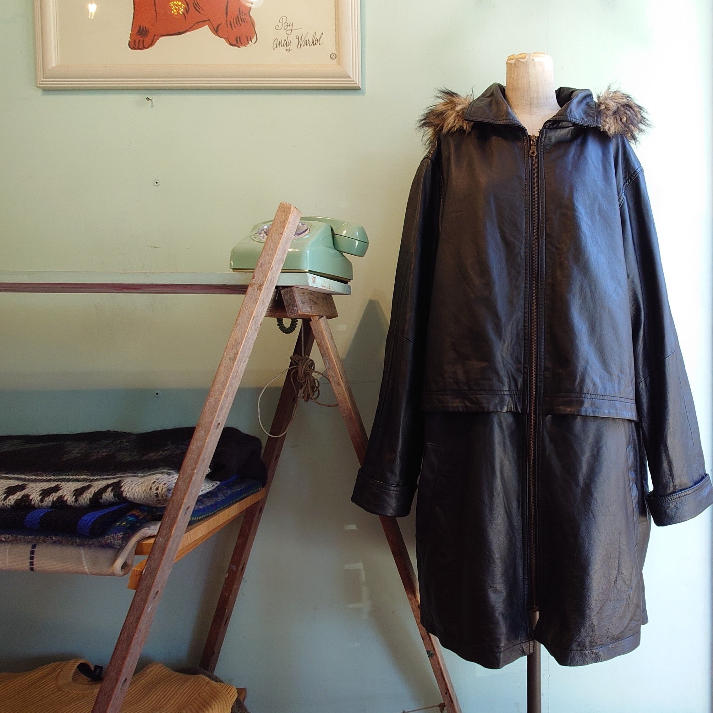Vintage　90's レザージャケット　イタリア製FIOCCHIIボタン使用 Vintage 80's Fiocchi Italy Leather Jacket Sz 58 Unique Dog Buttons