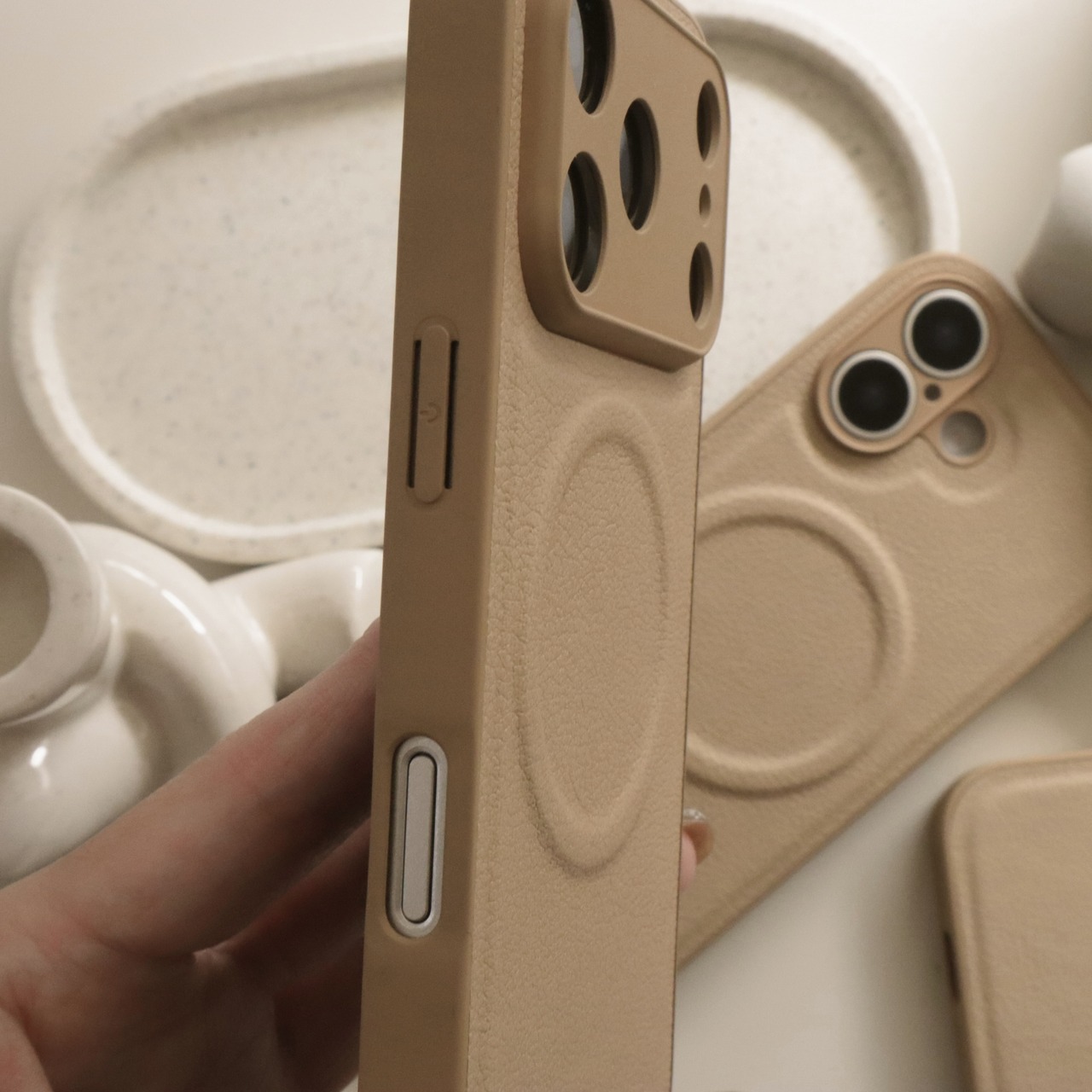 ［ phone case ］brown mushroom
