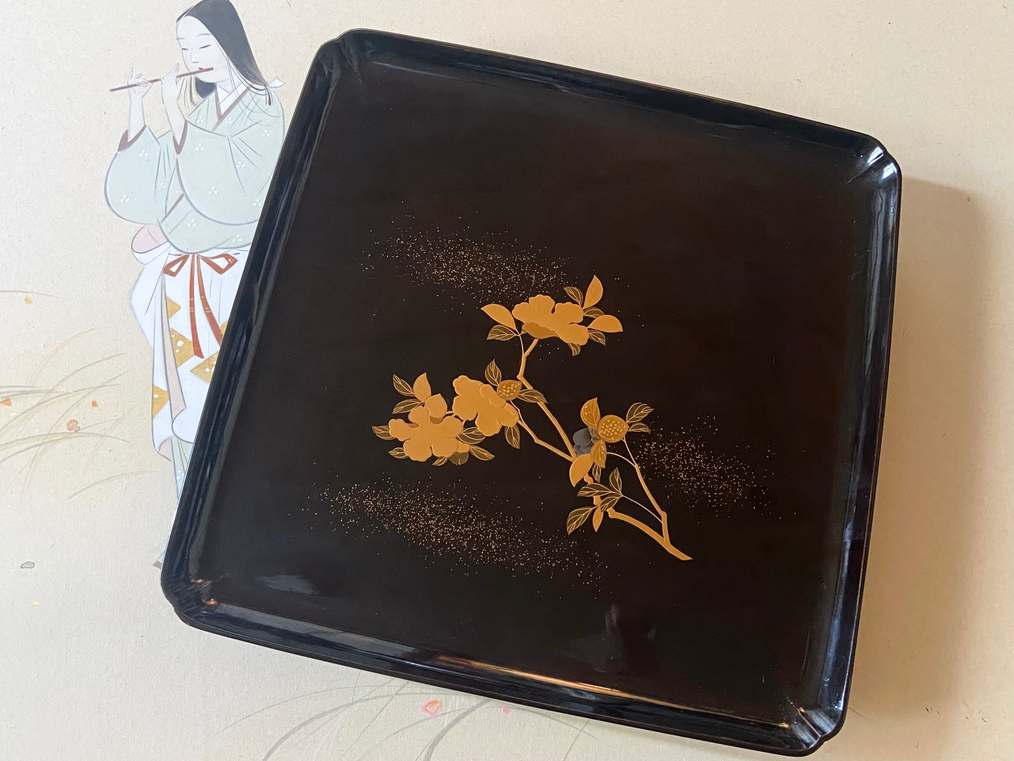 megurumeguru - 能登に伝わる古民藝 輪島塗 黒漆 金蒔絵漆芸 四段重 台