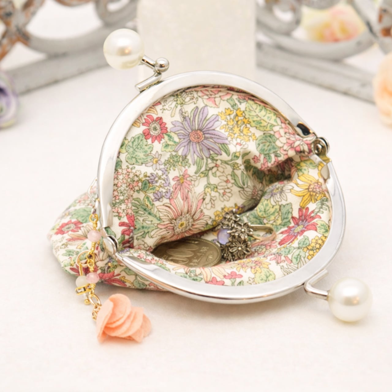 【ハンドメイド】がま口ポーチ・コインケース｜ブルーミング （口金8.5センチ）