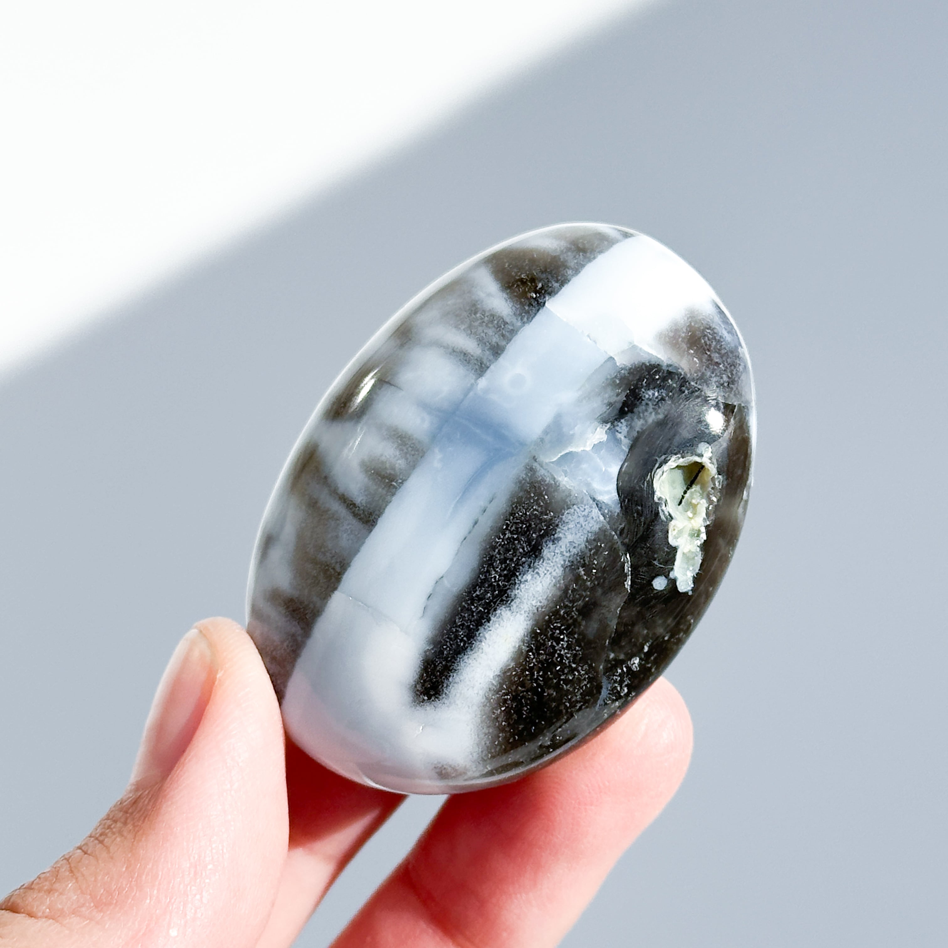 ブルーオパール パーム72◇ Blue Opal ◇ 天然石・鉱物