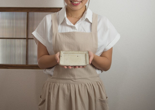 白マット釉 角小皿(銘々皿・取皿・粉引の器) /くるり窯