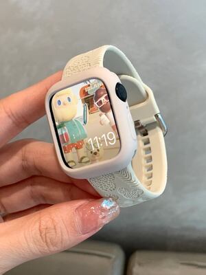 Apple Watch8/7/SEバンド 彫刻風 植物柄 腕時計ベルト シリコン