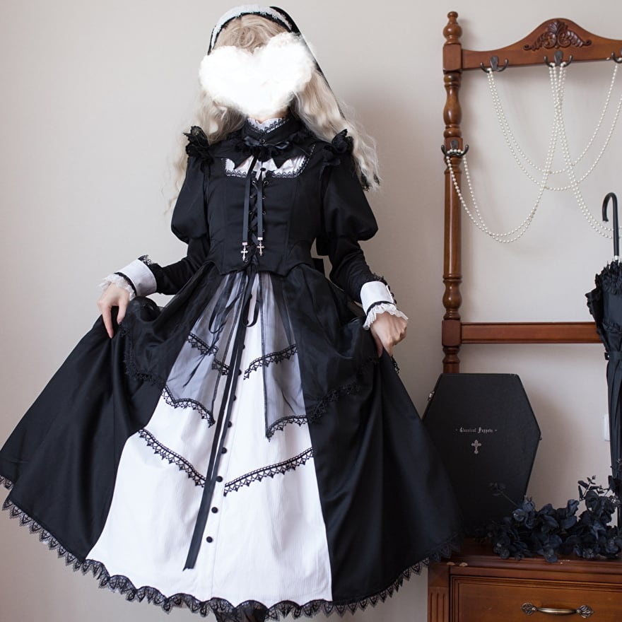 ジャケット風チェーンネクタイベルトプリーツワンピース 地雷系