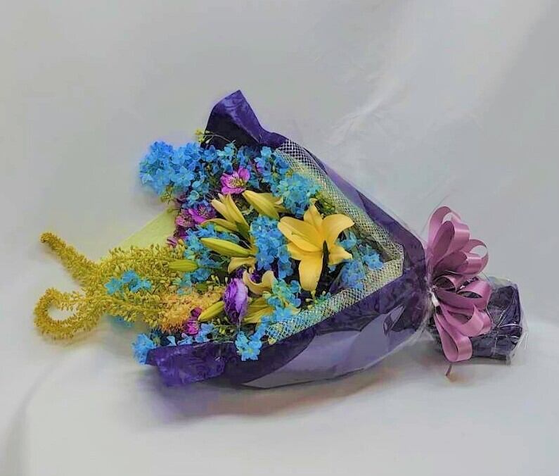ブルー系の花束 フラワーショップ花将