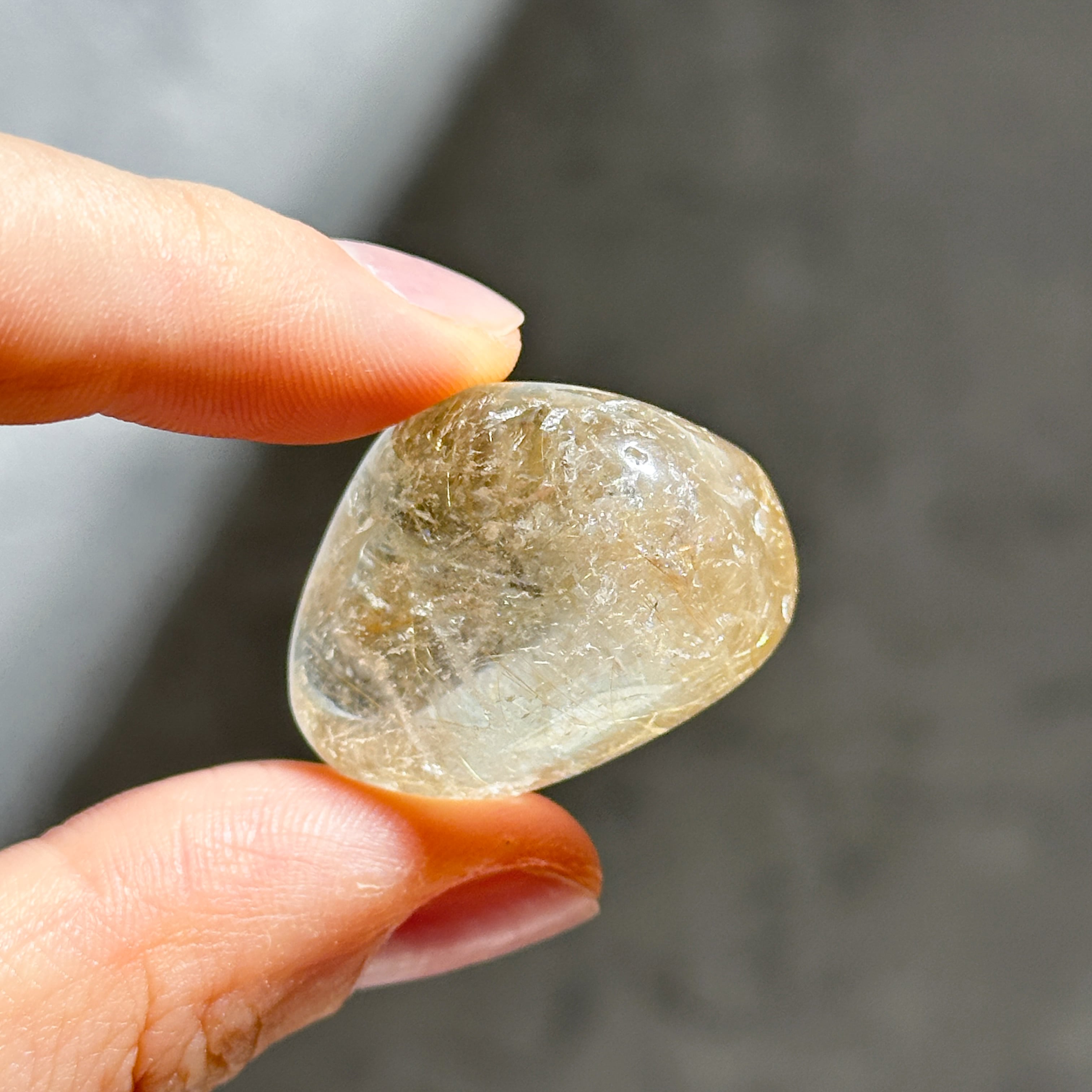 ルチルインクォーツ タンブル 77◇ Rutile in Quartz◇天然石・鉱物