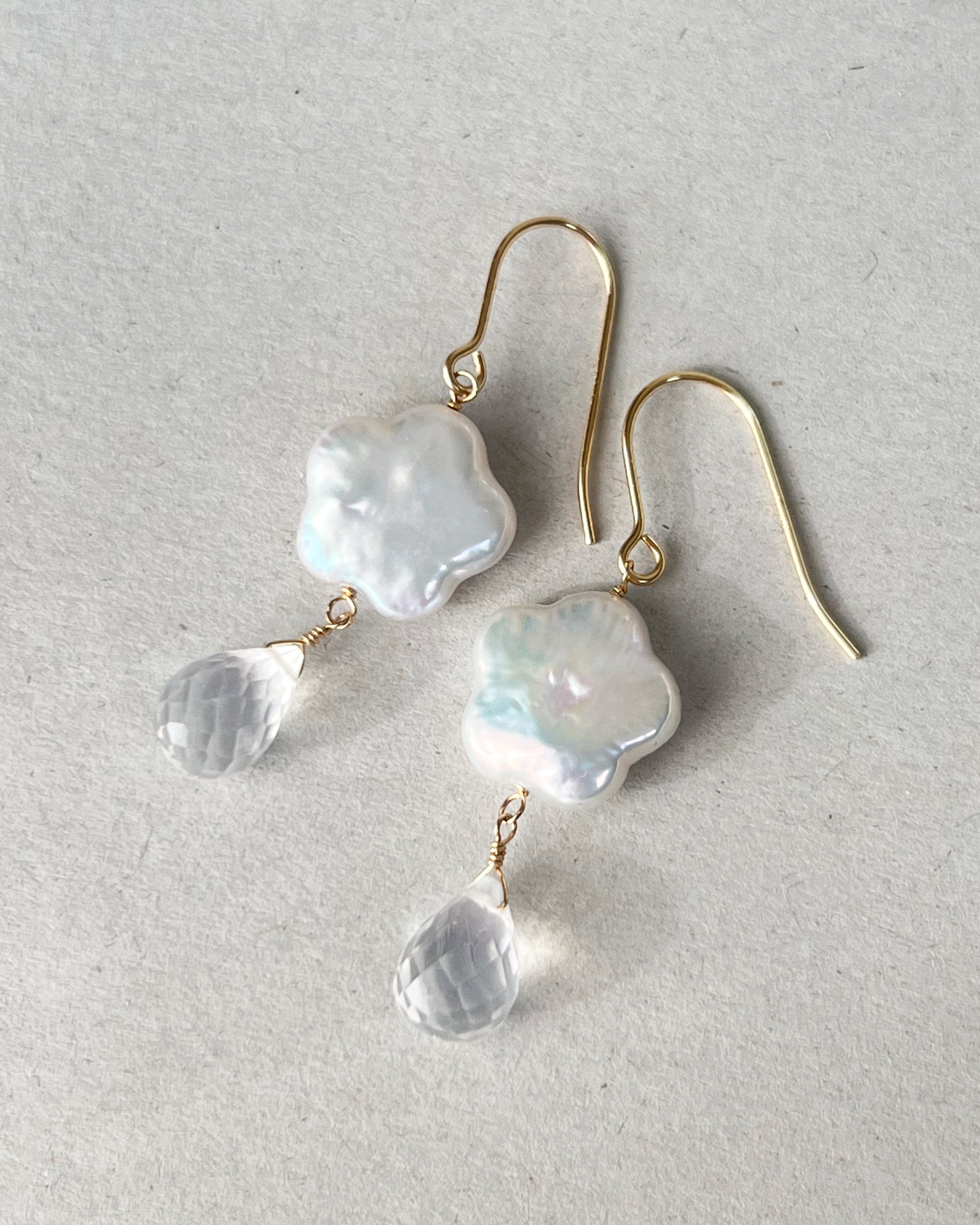 クレイジーレースアゲートピアス | Pay ID