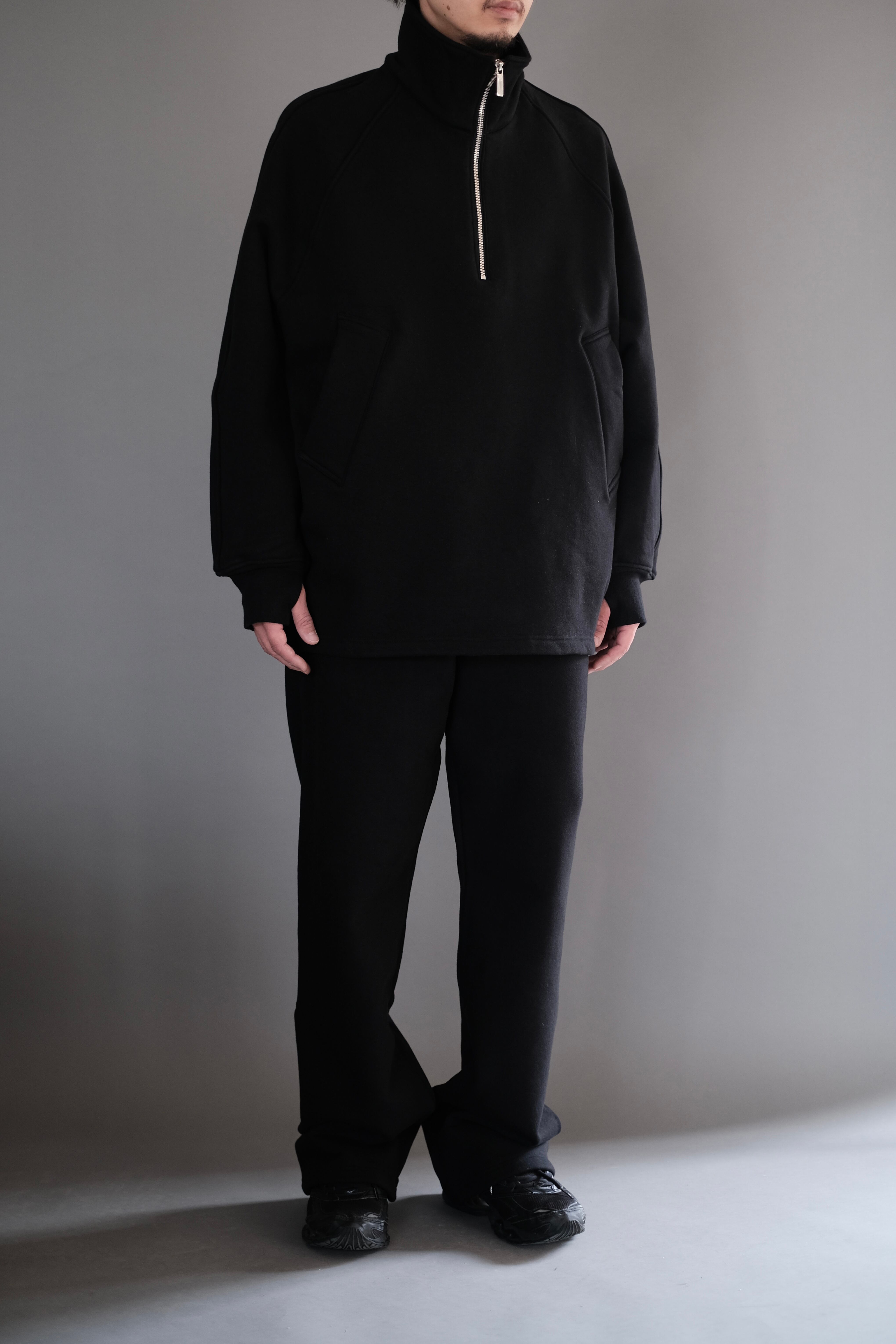 OUAT / 008-ASTRO SMOCK | LIVING