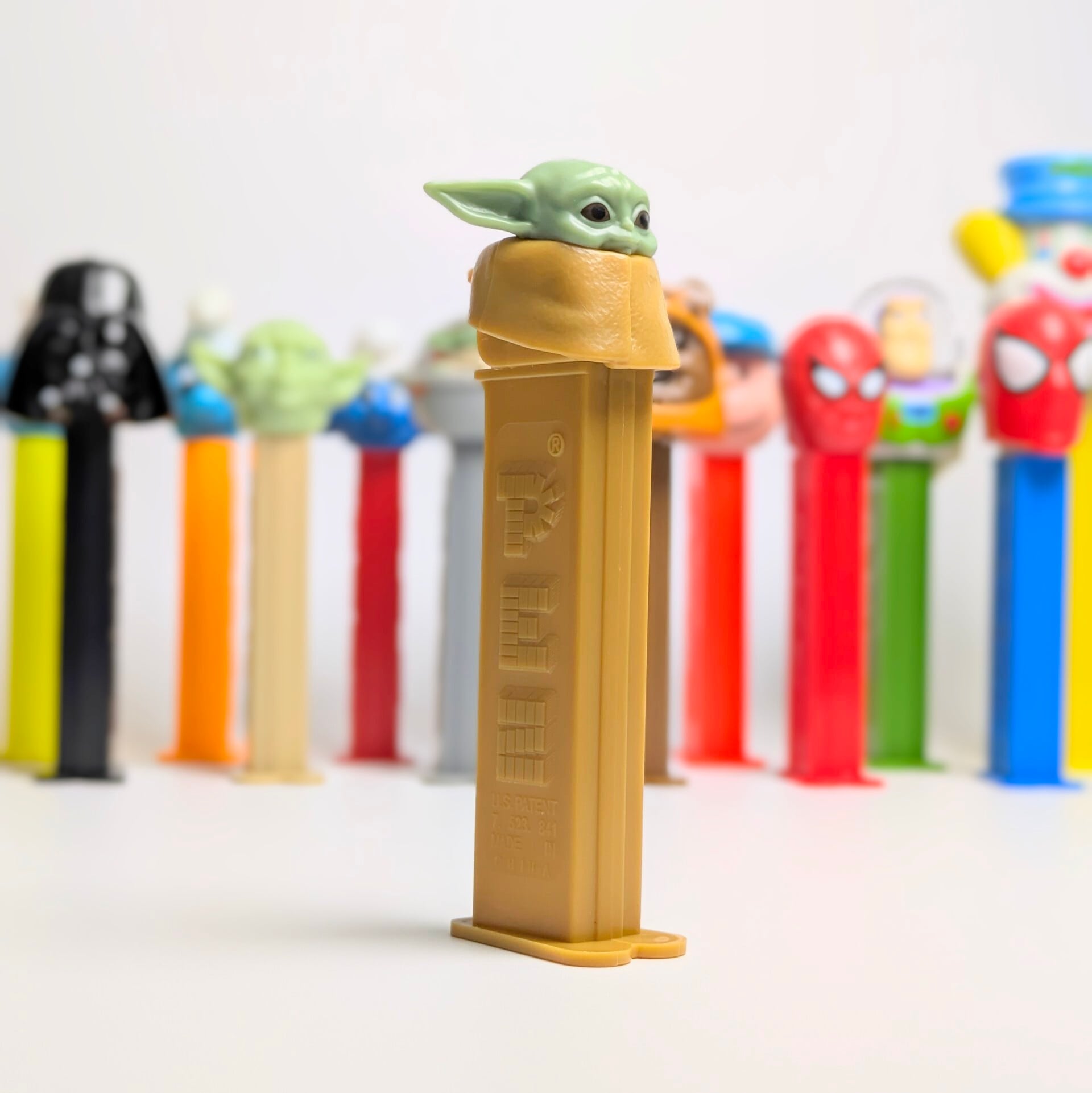 ☆ VINTAGE2000年代ー ☆【 STARWARS / マンダロリアン ) 】PEZ