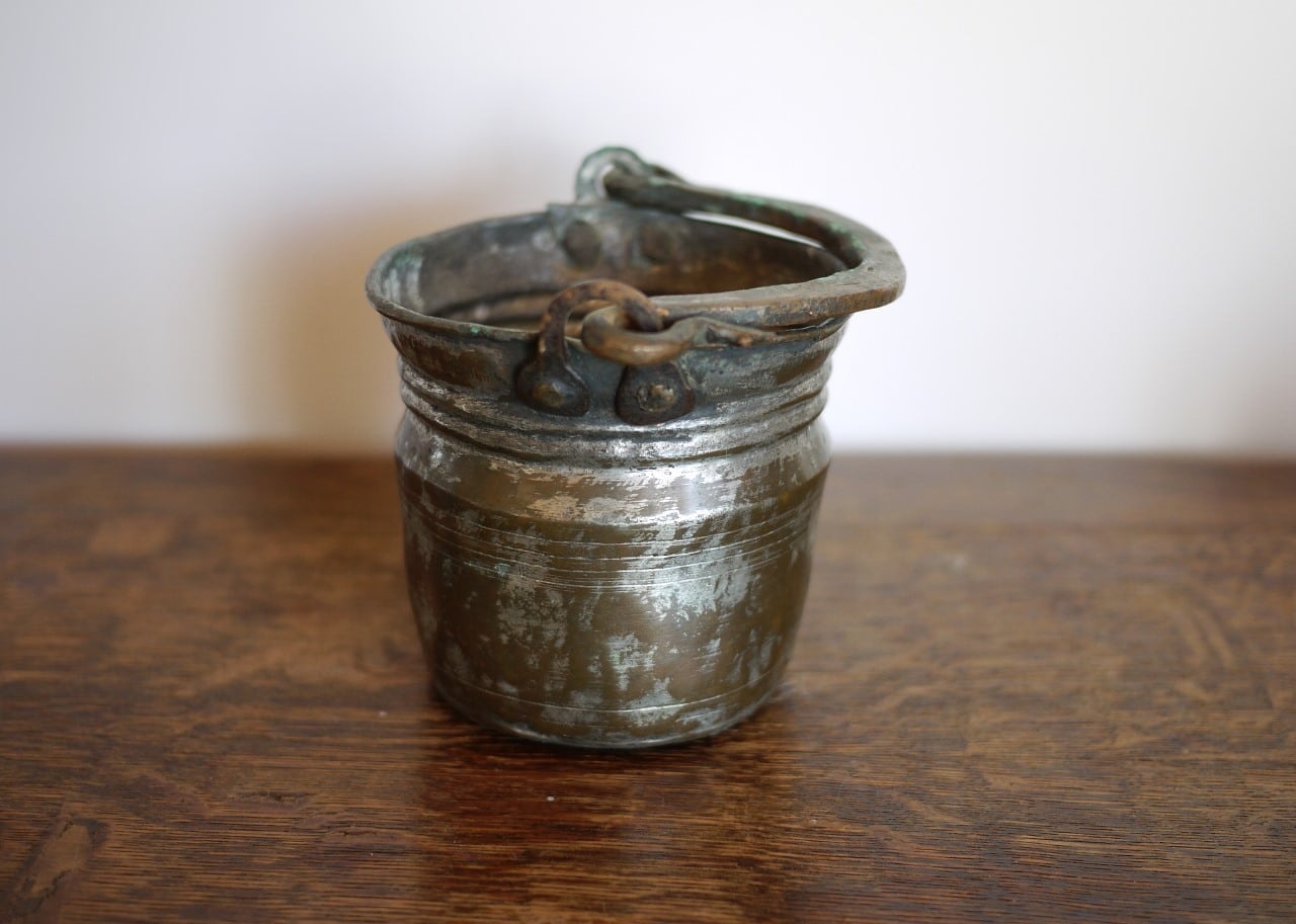 イタリア 古い銅のバケツ インテリア祭礼副葬伝統 | こりすのパン屋