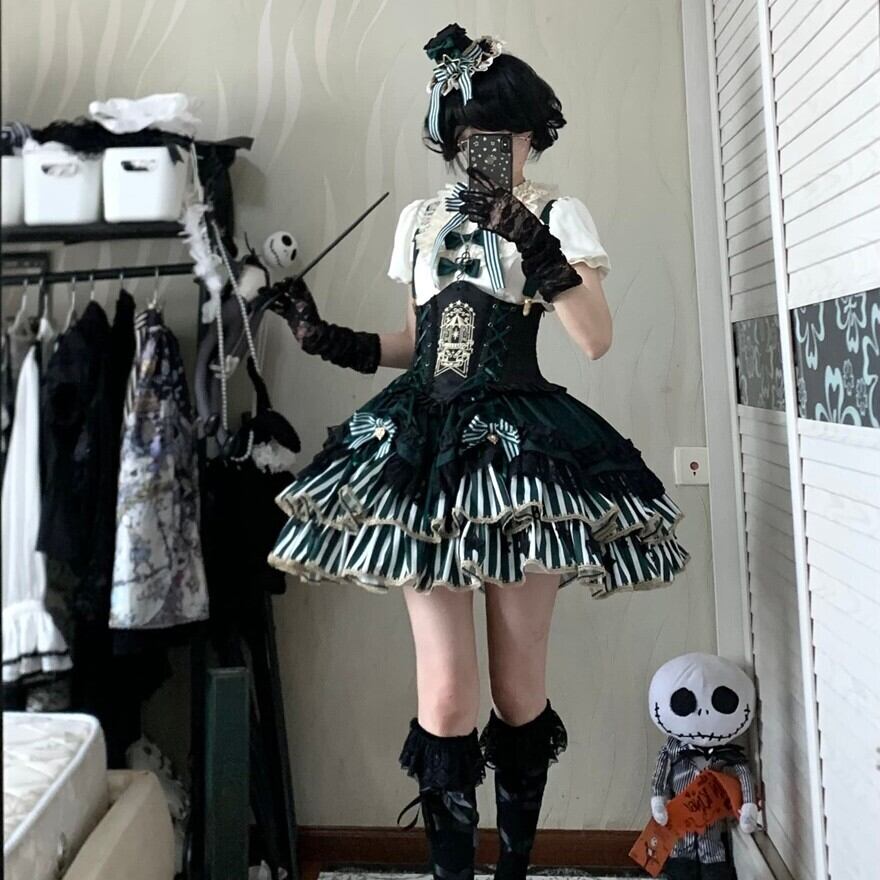 ロリータファッション ゴスロリ黒ストライプリボン多段フリルJSK