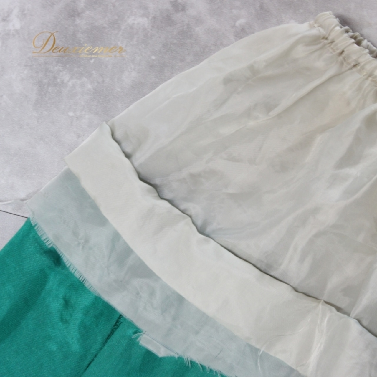 社交ダンス 衣装 スタンダード スカート パニエ ペチコート レッスンウェア レディース 緑 グリーン系 ベージュ系 バイカラー フリル 差し色 社交ダンスウェア スカート レディーススカート ダンス衣装 カラフル ストレッチ スカート丈82cm ウエストゴム おしゃれ 多様なスタイル バイカラースカート フリルスカート パーティー用 衣装アップグレード コーディネート簡単 ドレスアップ 伸縮性素材