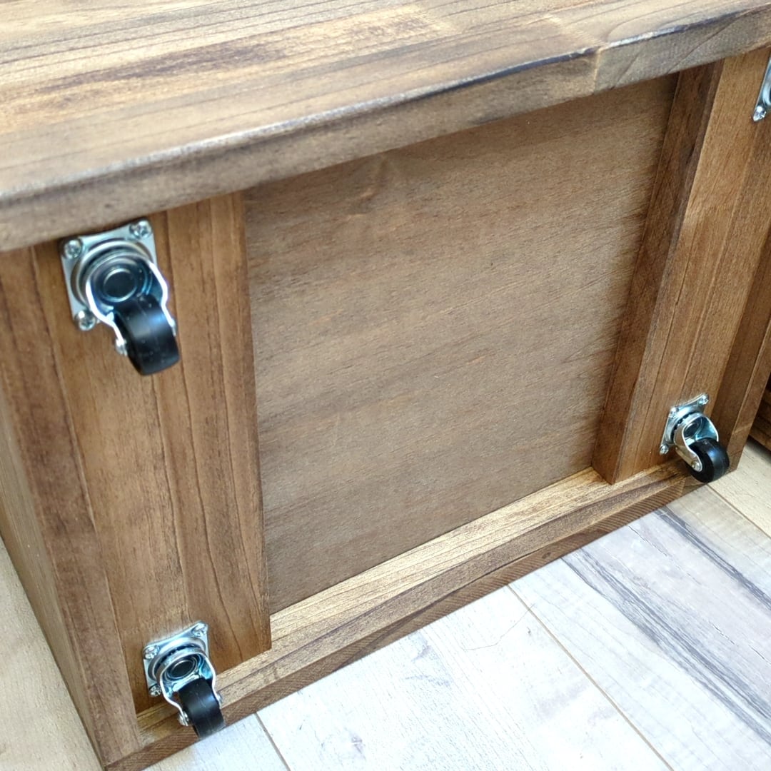 積み重ね出来る木製ボックス キャスター付き | OC Handmade 積み重ね出来る木製ボックス キャスター付き | OC Handmade