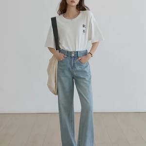 トップス 韓国風 オルチャン カットソー Tシャツ ロゴ入り オーバーサイズ メンズライク ビッグサイズ 袖あり 五分丈 半袖 シルエット 大人可愛い 綺麗め きれいめ シンプル カジュアル 大人カジュアル 大人 上品 おしゃれ お洒落 リラクシー リラックス 大人女子 こなれ感 ラフ クール セクシー ワンサイズ フリーサイズ Fサイズ サイズ展開 大きいサイズ 大きめ サイズ豊富 春 夏 秋 ロングシーズン お出かけ デート 公園デビュー 休日 着回し 普段使い デイリー ヘビロテ 韓国 韓国系 定番