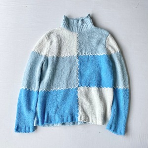 Pastel blue stitch turtle neck
