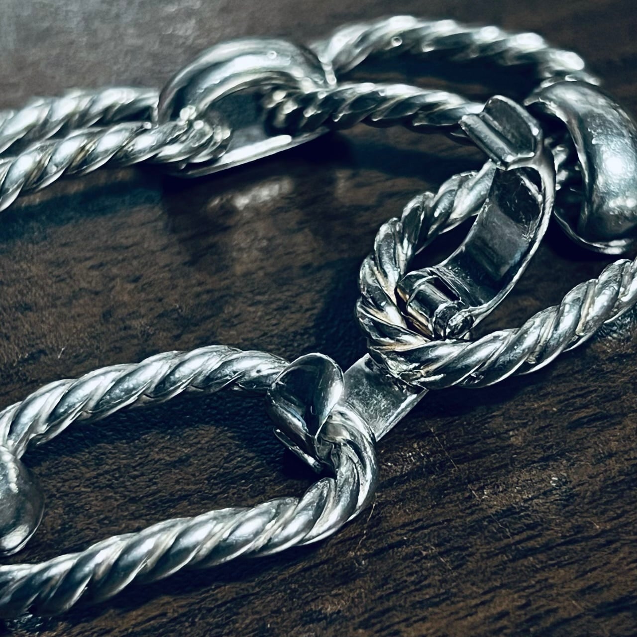 VINTAGE TIFFANY & CO. Twist Oval Link Bracelet Sterling VINTAGE TIFFANY & CO. Twist Oval Link Bracelet Sterling