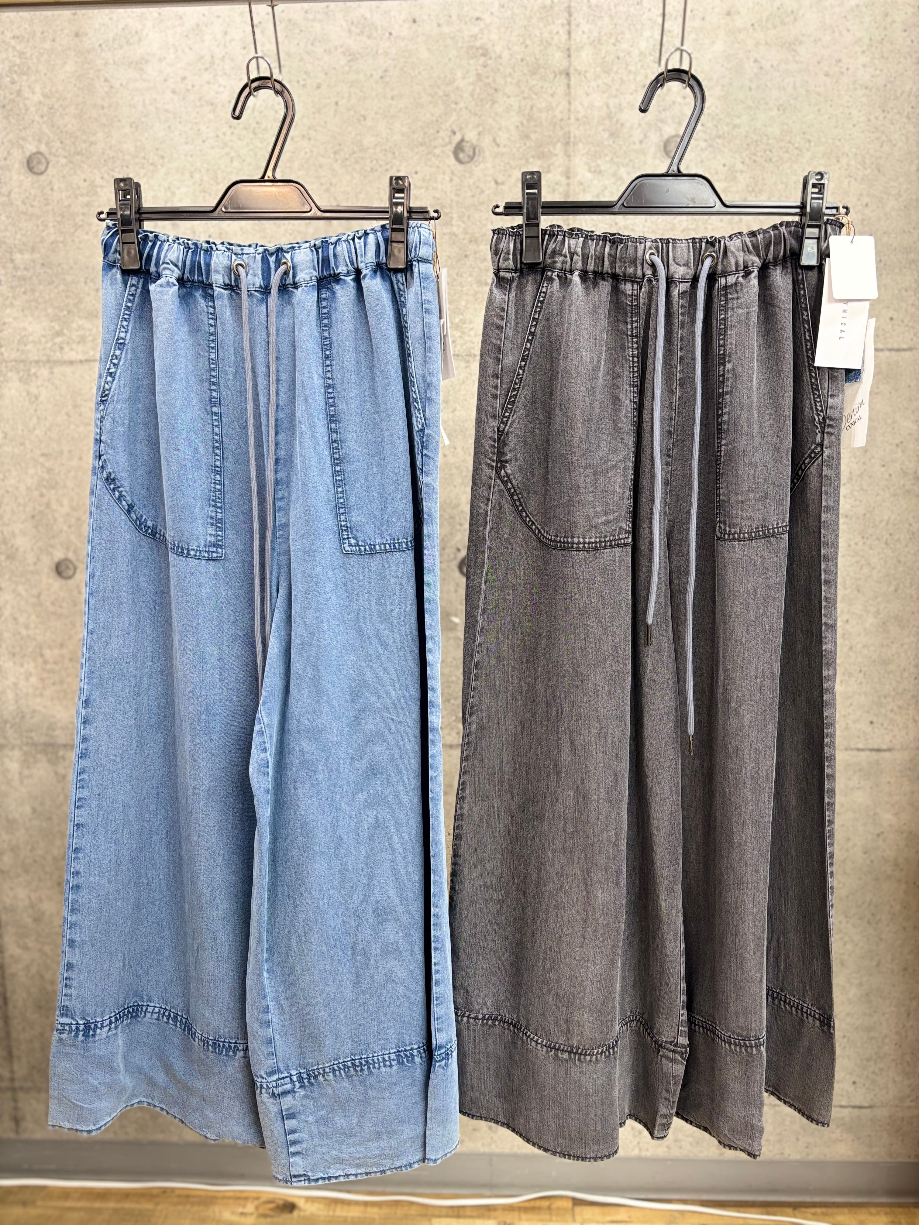 送料無料】CYNICAL(シニカル) テンセルデニムタックワイドパンツ