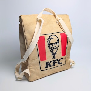 ♧【 KFC ( ケンタッキー )】カーネル・サンダース / Backpack(バックパック) / リュック / 紙袋風 〚アメリカン雑貨 アメトイ〛